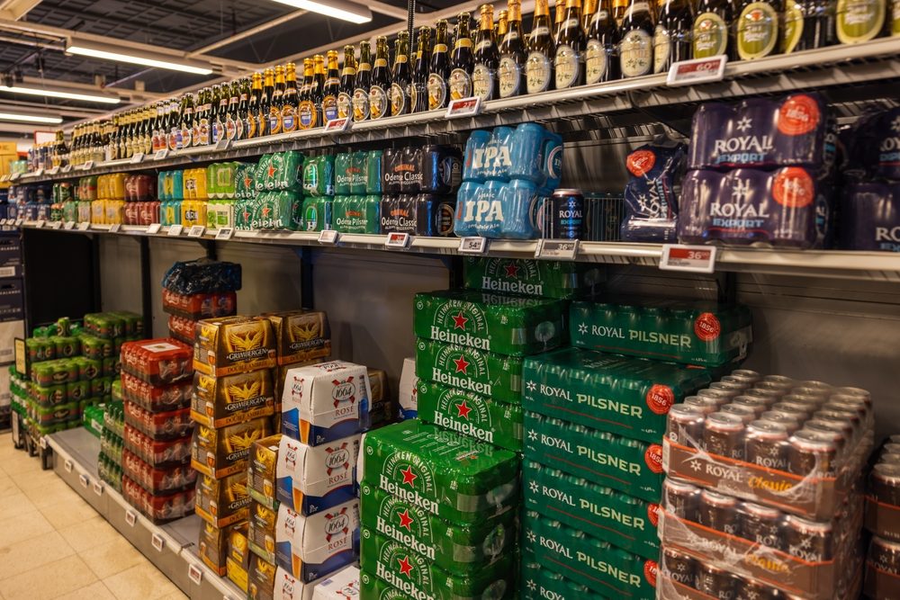 En masse øl i supermarkedet