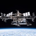 Den Internationale Rumstation set fra Crew Dragon Endeavour