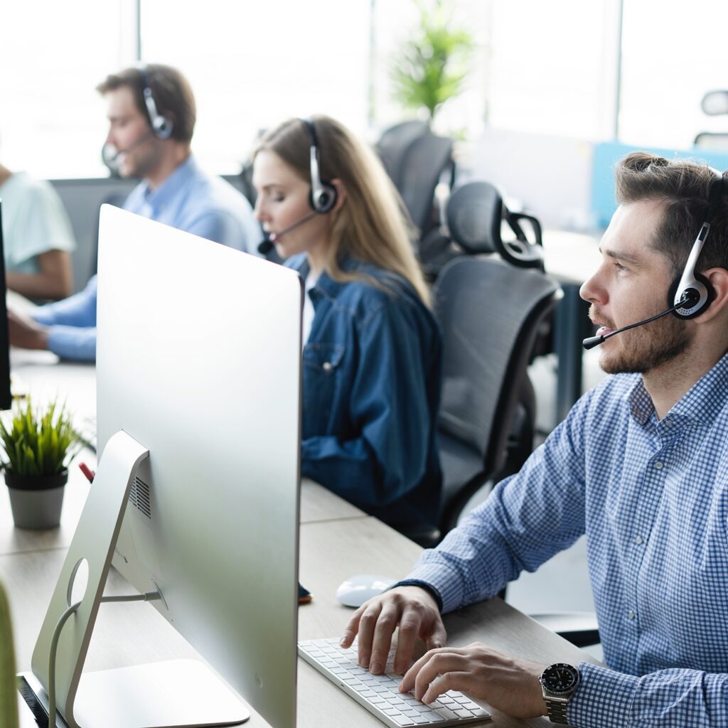 Mennesker i et callcenter
