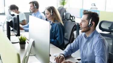 Mennesker i et callcenter