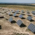 Solpaneler i et landdistrikt i Spanien. (Foto: Xavier Lorenzo / Shutterstock)
