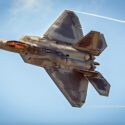 F-22 Raptor er et 5-generations amerikansk to-motor kamp- og jagerfly med stealth-teknologi.