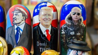Lenin, Putin og Trump. som babushka-dukker