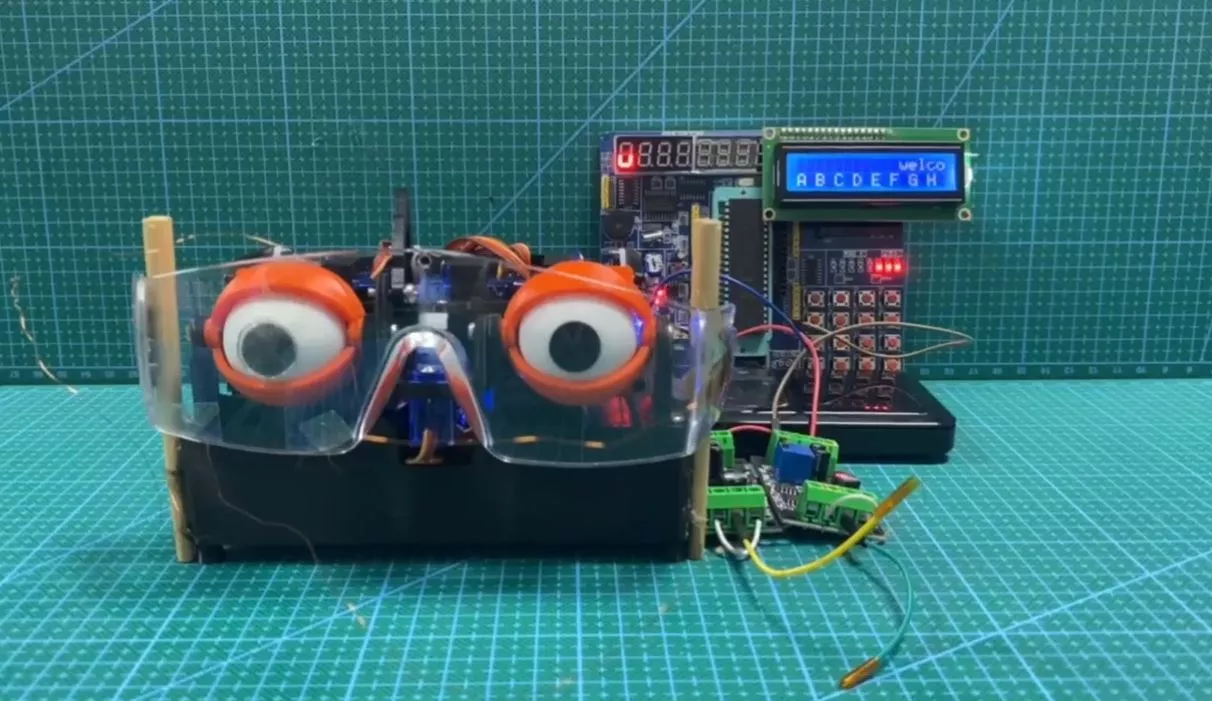 En prototype på en eye tracker, der er mere brugervenlig