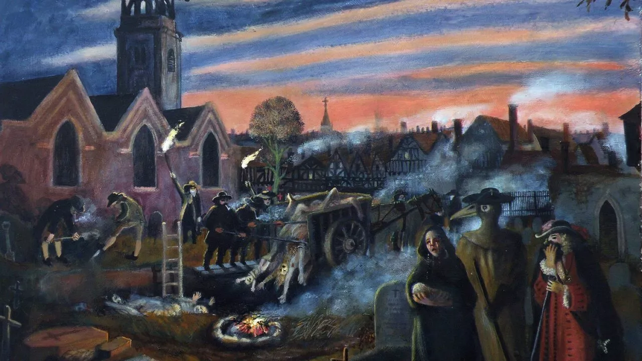 En mørk, dyster scene skildrer den store pest i 1665: Maskerede figurer, døde kroppe og sørgende fylder en kirkegård nær en kirke ved solnedgang, og røgen stiger op, mens vogne samler de døde op blandt omstrejfende dyr.