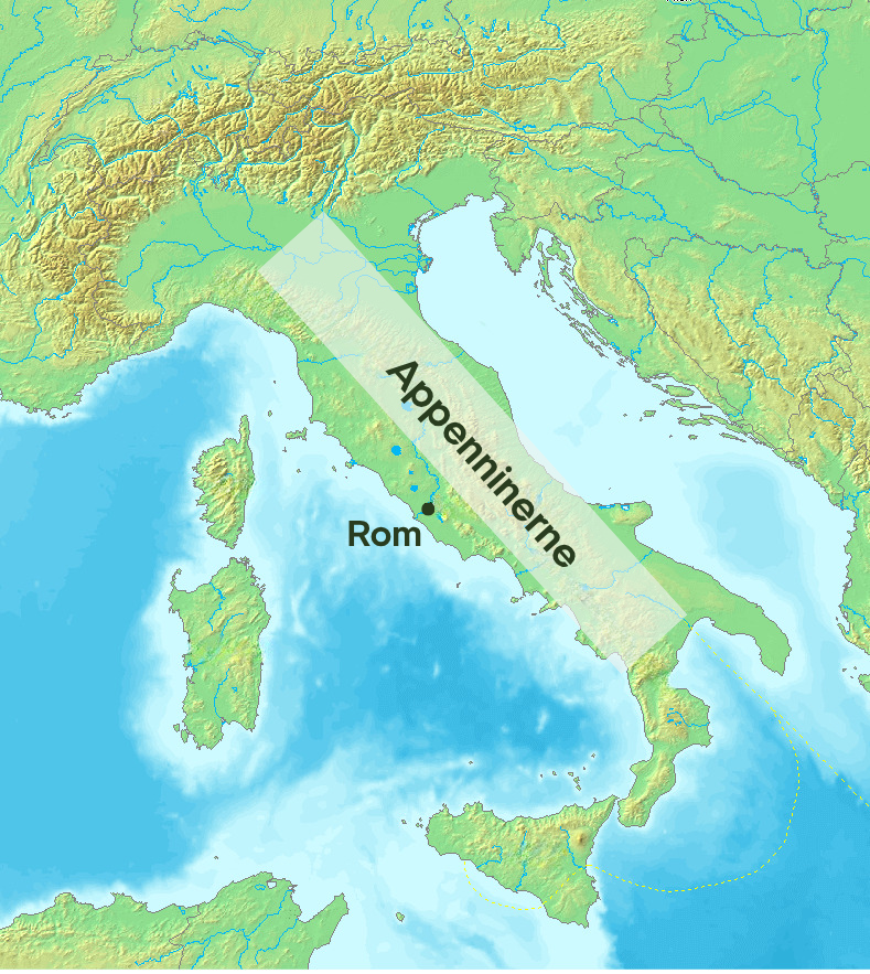 Et reliefkort over Italien, hvor Apenninerne er fremhævet med grønt og betegnet med »Appenninerne«, mens byen Rom (Rom) er markeret med en blå prik. De tilstødende have og landmasser er også synlige.