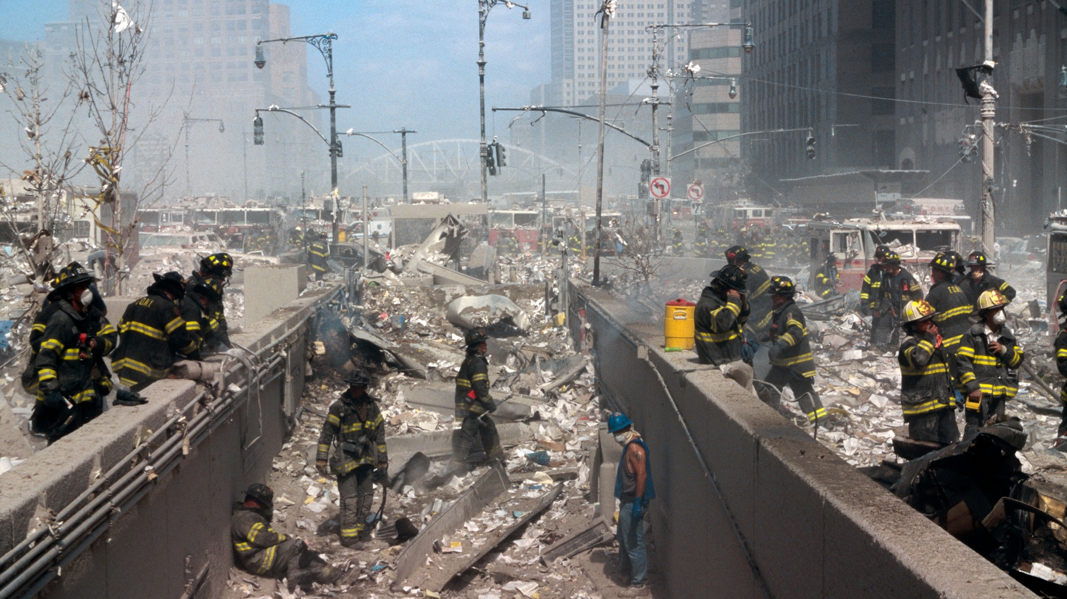 25 år efter: Børn af 9/11-redningsfolk har nedarvet traumer episode artwork