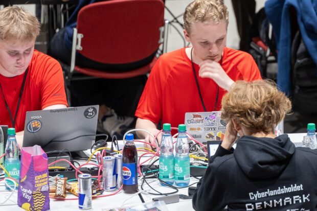 Dansk landshold blandt de bedste hybridkrigere: Nu hacker de for EM-guldet